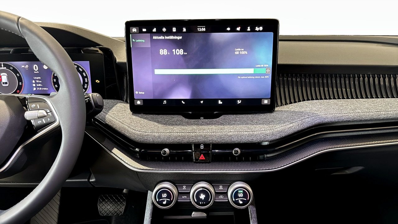 Škoda Superb iV Combi DSG Sekventiell, 204hk, 2025