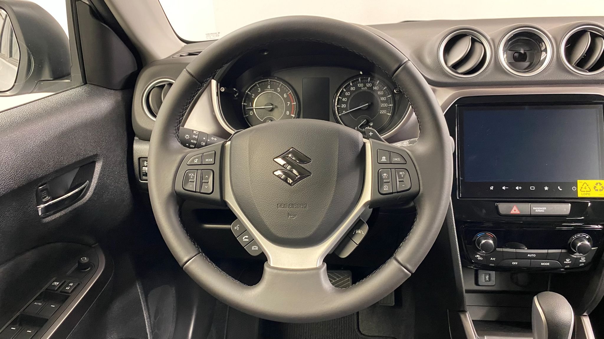 Suzuki Vitara Hybrid AllGrip Automatisk, 6-trinn, 110ps, 2026