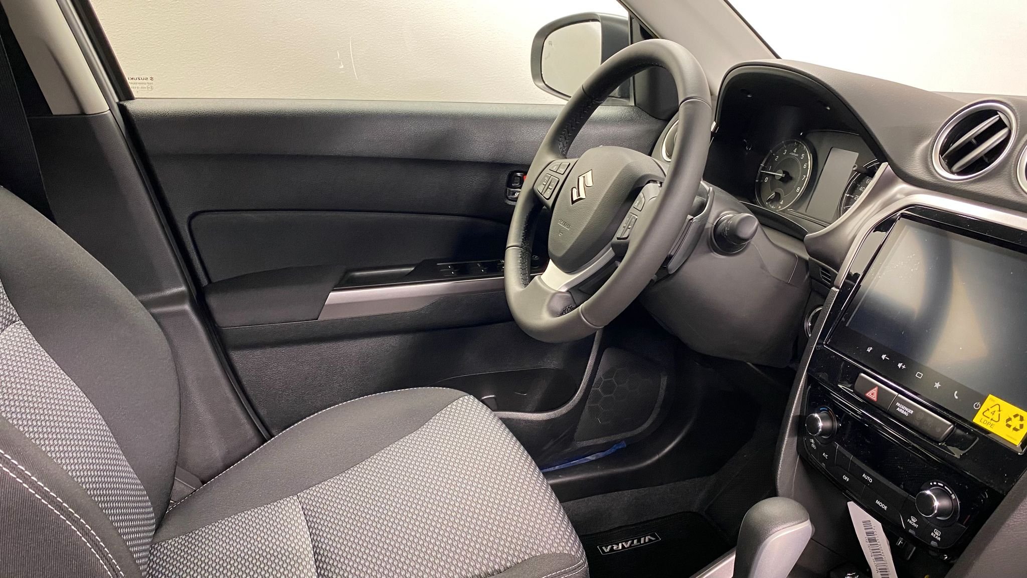 Suzuki Vitara Hybrid AllGrip Automatisk, 6-trinn, 110ps, 2026