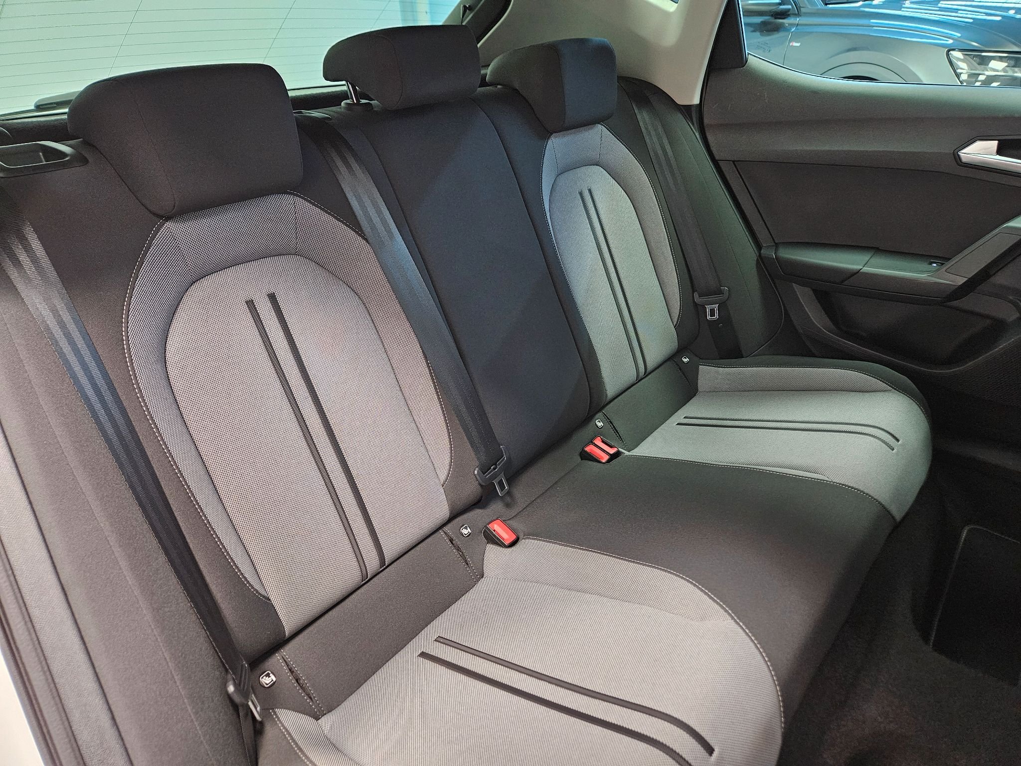 SEAT Leon 1.0 eTSI DSG sekvensiell, 7-trinn, 110ps, 2022