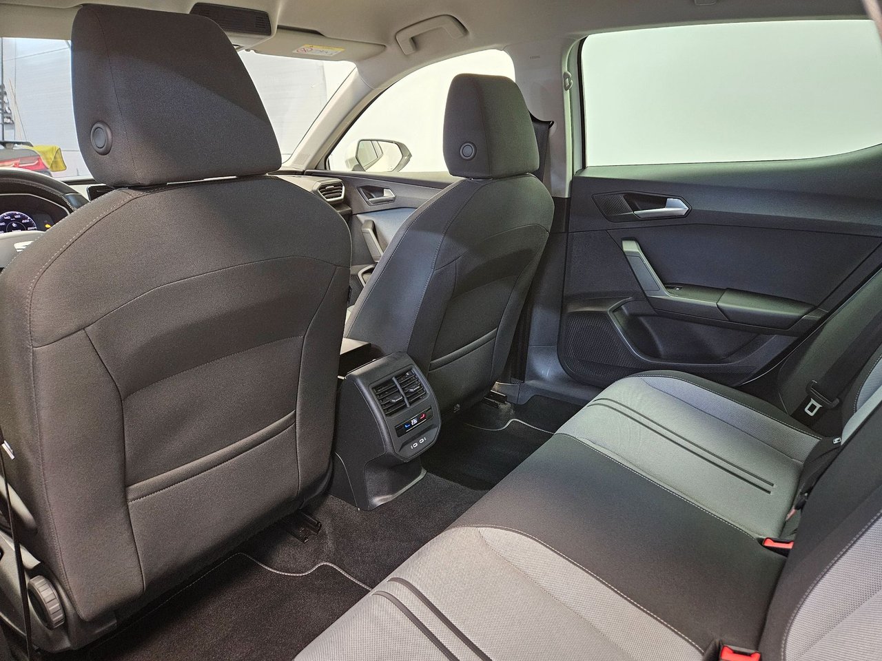 SEAT Leon 1.0 eTSI DSG sekvensiell, 7-trinn, 110ps, 2022