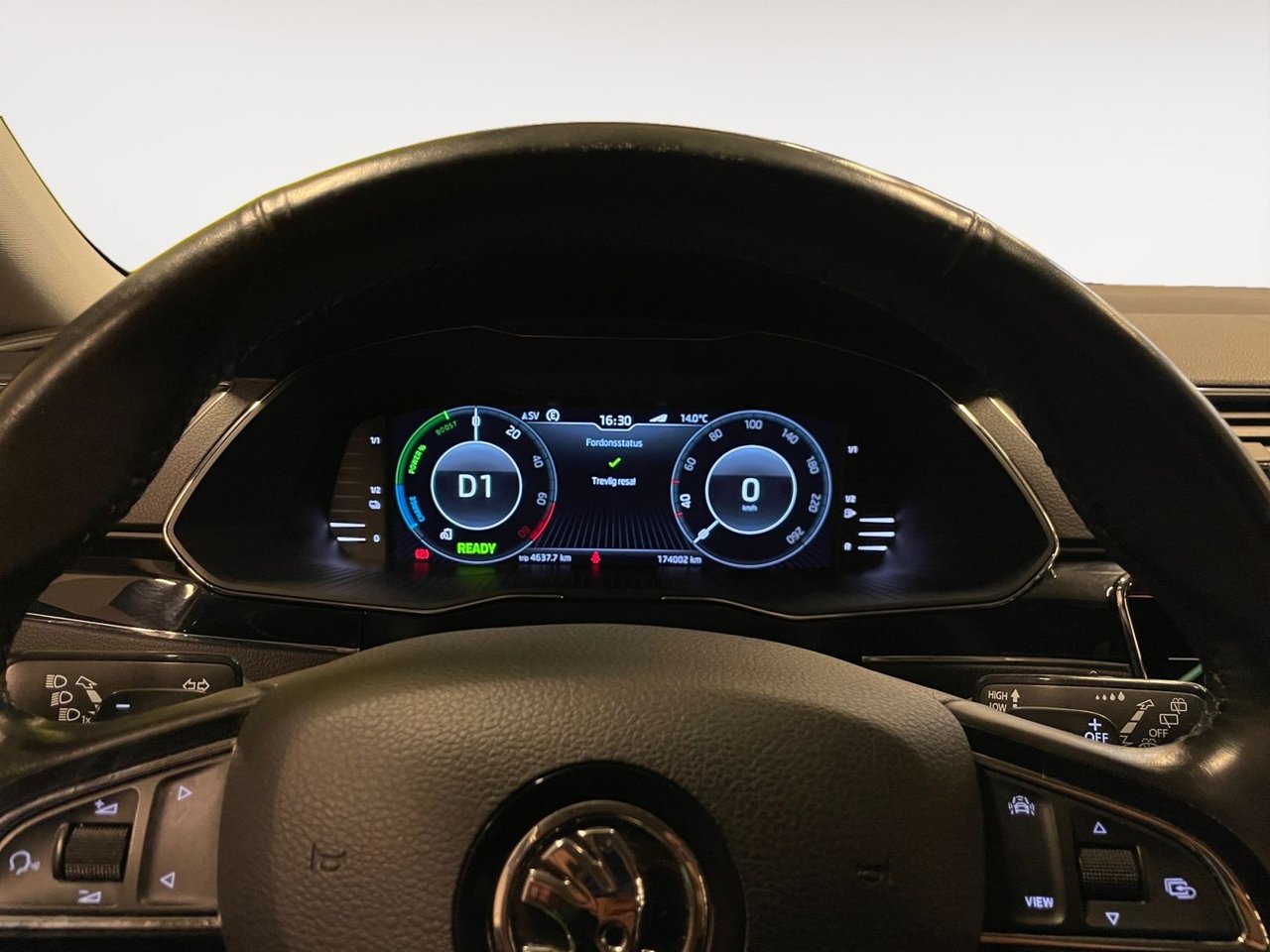 Škoda Superb iV Combi 1.4 TSI iV DSG Sekventiell, 218hk, 2020