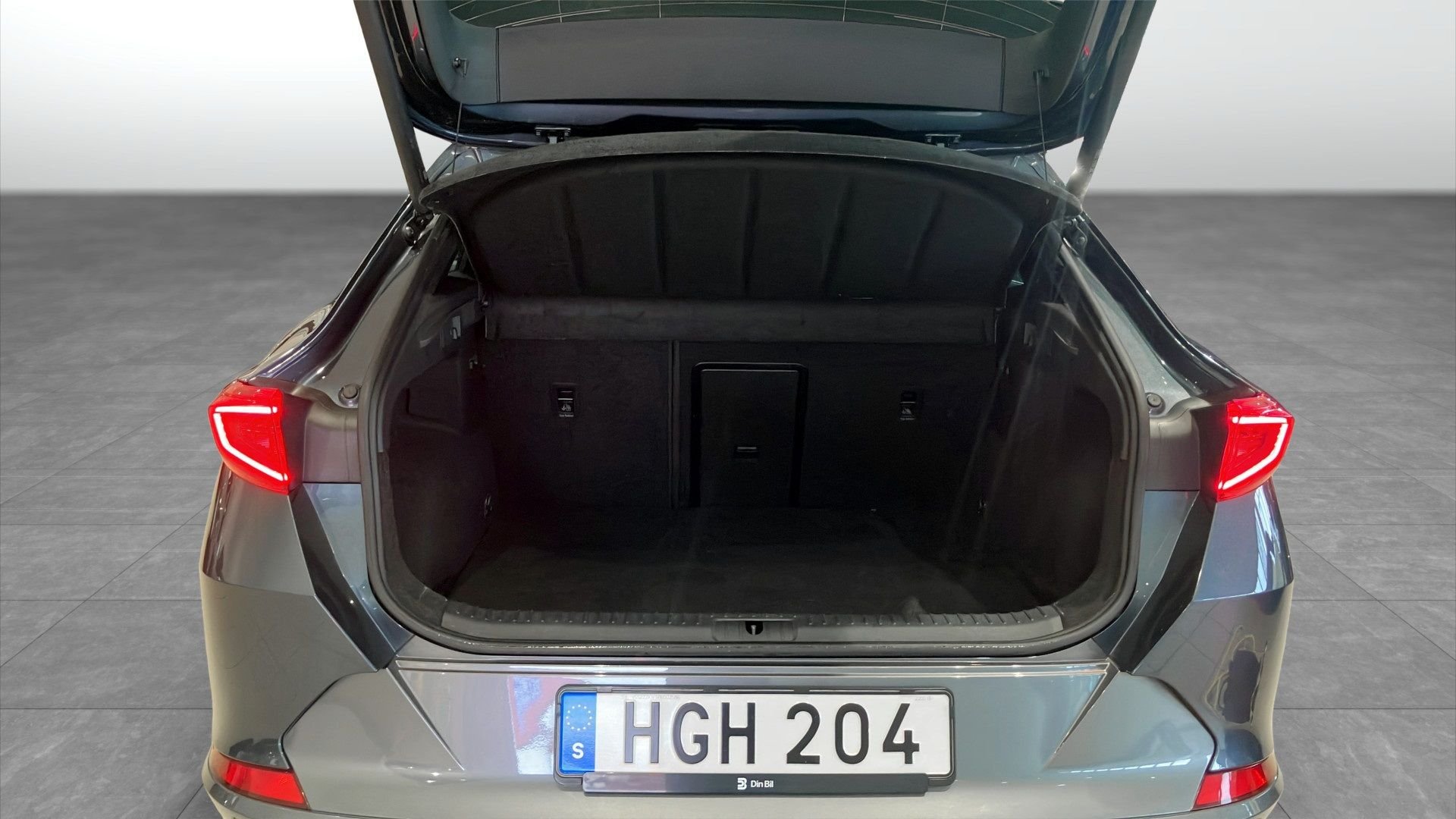 CUPRA Formentor e-Hybrid DSG Sekventiell, 204hk, 2023