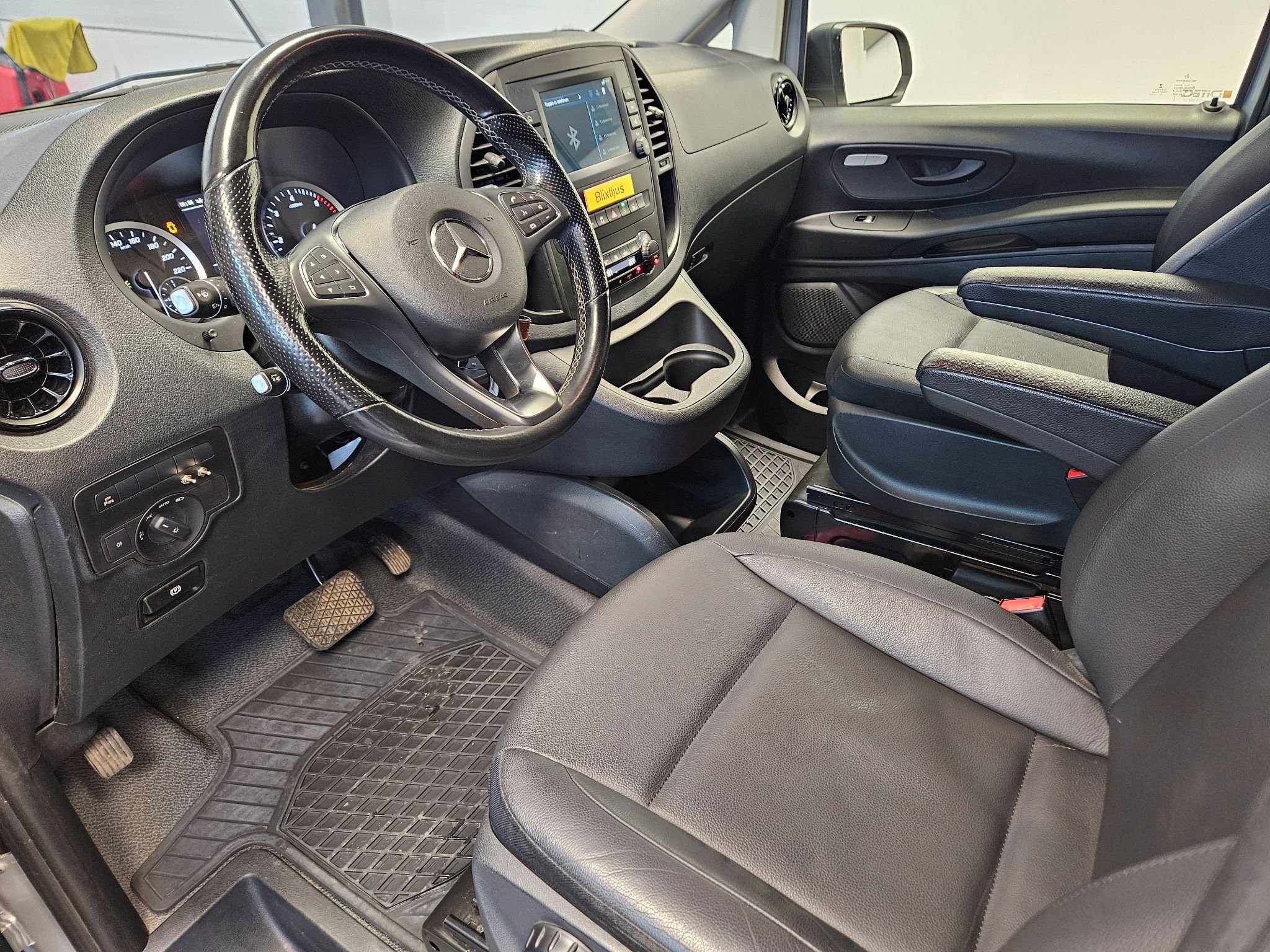 Mercedes-Benz Vito 119 CDI 3.0t 9G-Tronic, 190hp, 2023