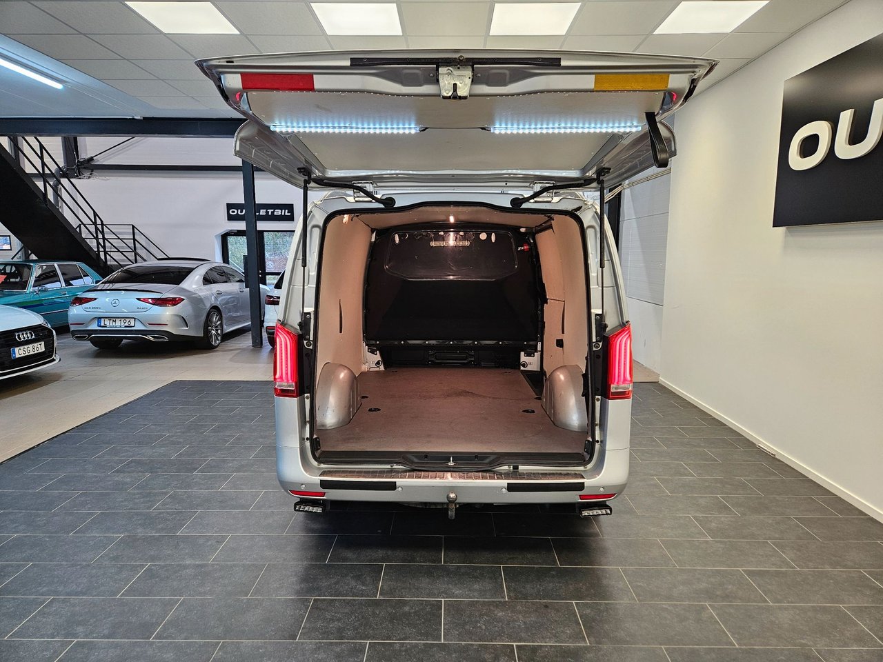 Mercedes-Benz Vito 119 CDI 3.0t 9G-Tronic, 190hp, 2023