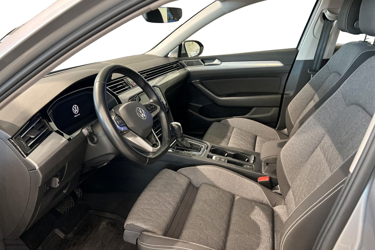 Volkswagen Passat Sportscombi 1.5 TSI ACT OPF DSG Sekventiell, 150hk, 2024