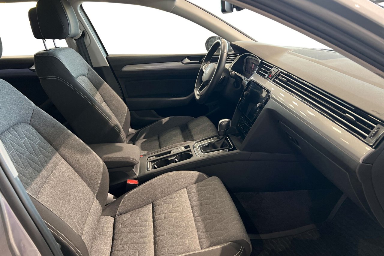 Volkswagen Passat Sportscombi 1.5 TSI ACT OPF DSG Sekventiell, 150hk, 2024