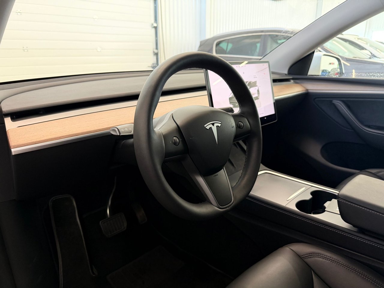 Tesla Model Y Long Range AWD, 514hk, 2024