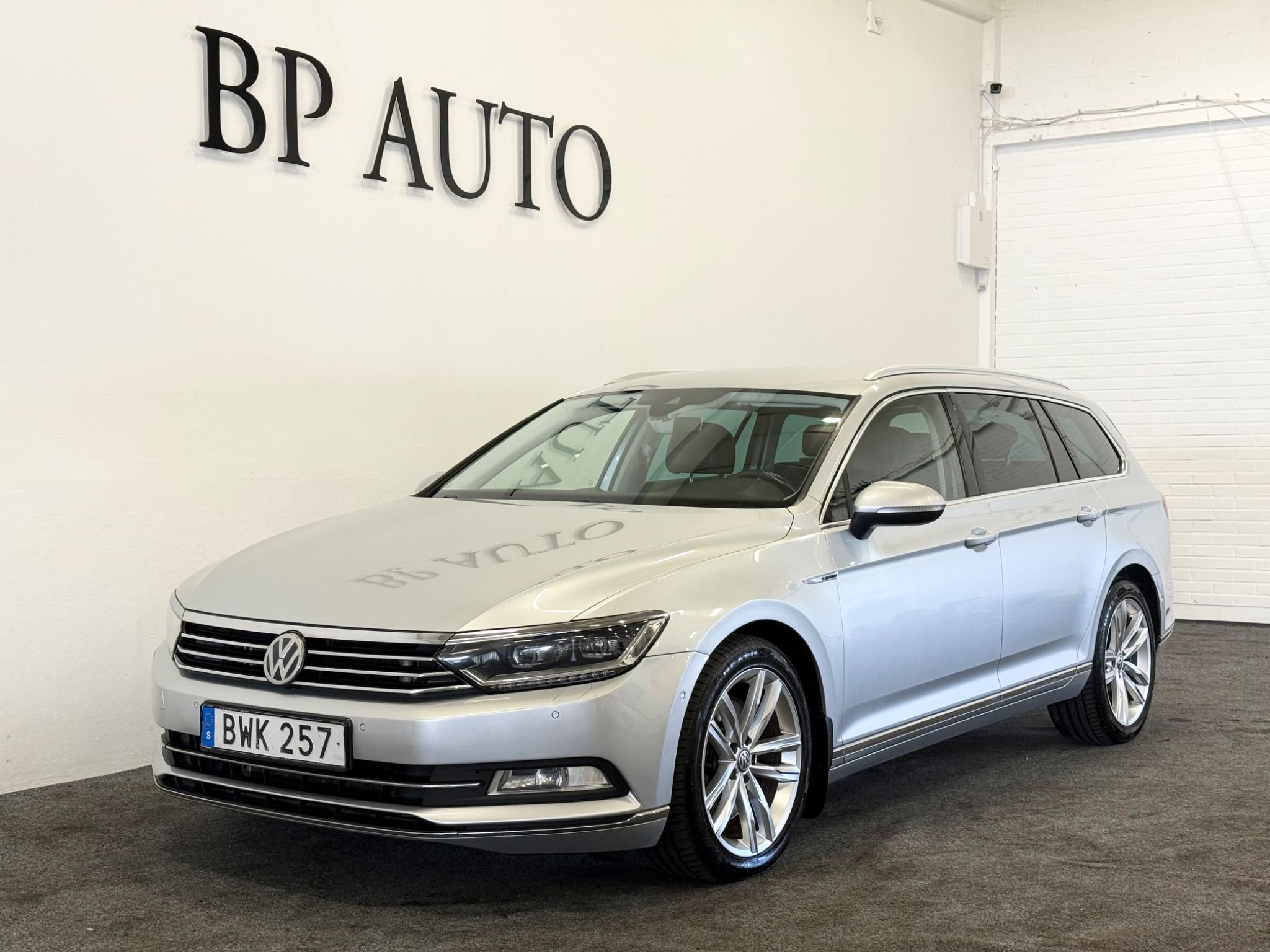 Volkswagen Passat Variant 2.0 TDI DPF SCR BMT 4Motion DSG Sequential, 240hp, 2015