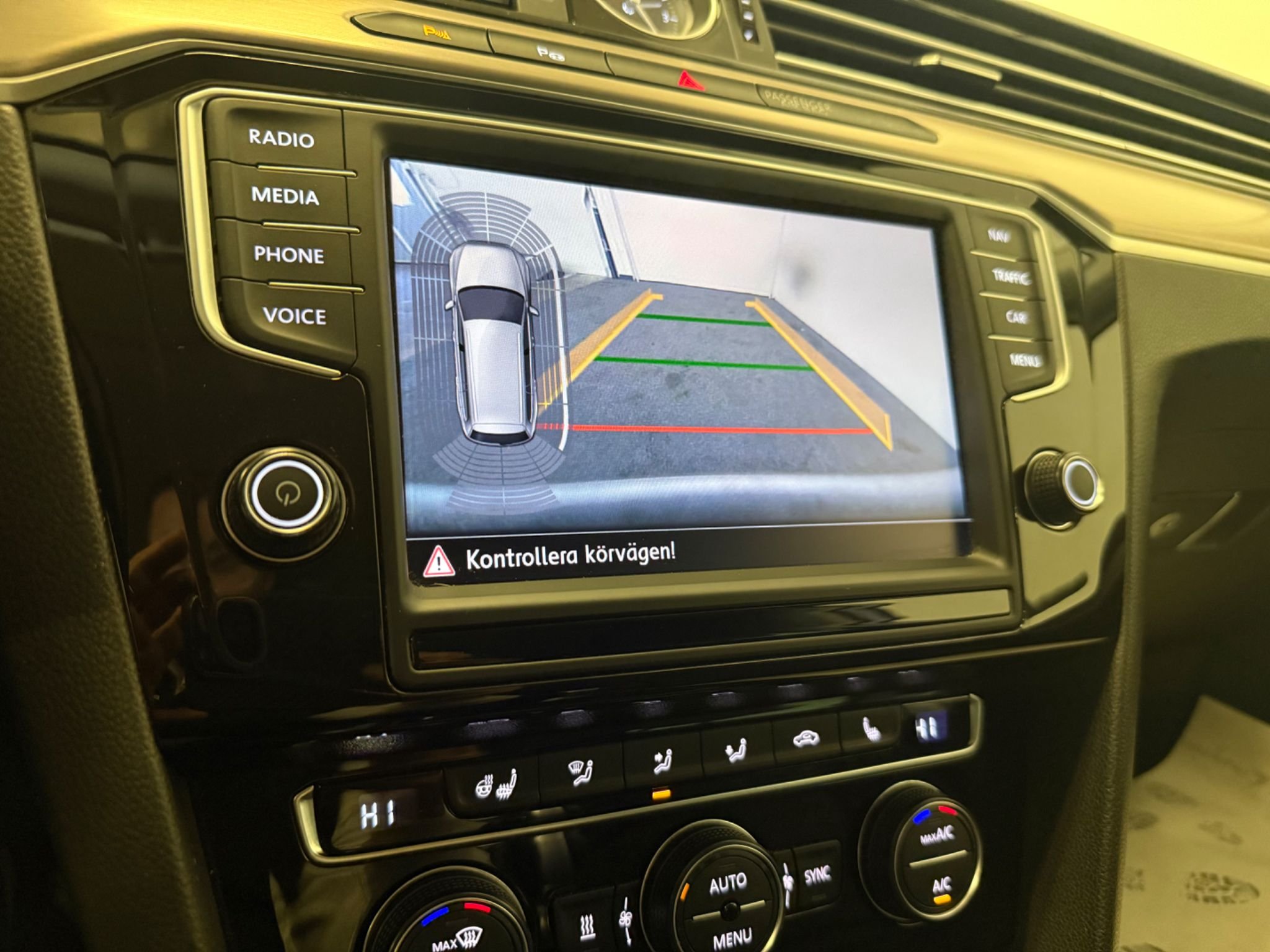 Volkswagen Passat Variant 2.0 TDI DPF SCR BMT 4Motion DSG Sequential, 240hp, 2015