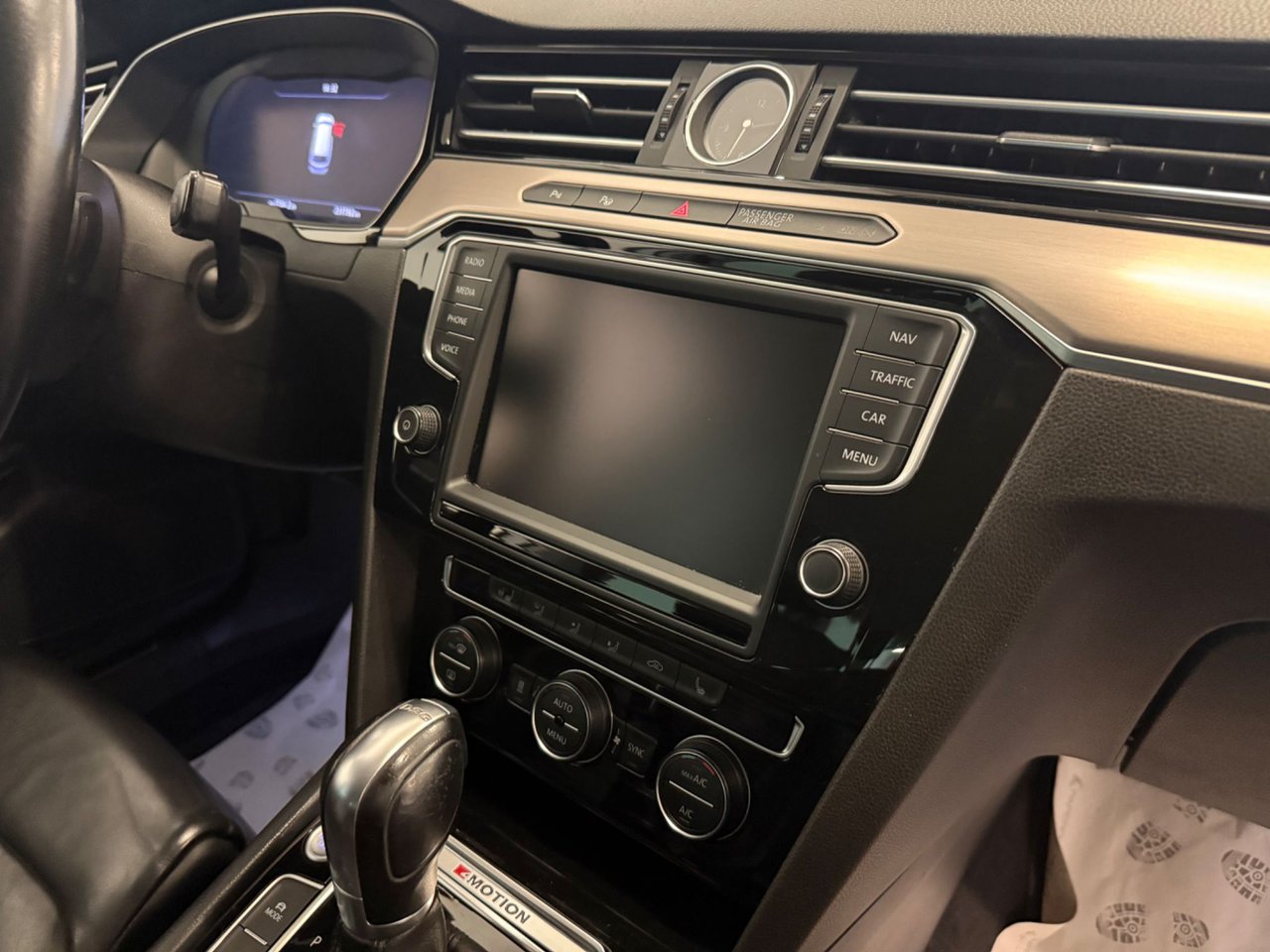 Volkswagen Passat Variant 2.0 TDI DPF SCR BMT 4Motion DSG Sequential, 240hp, 2015