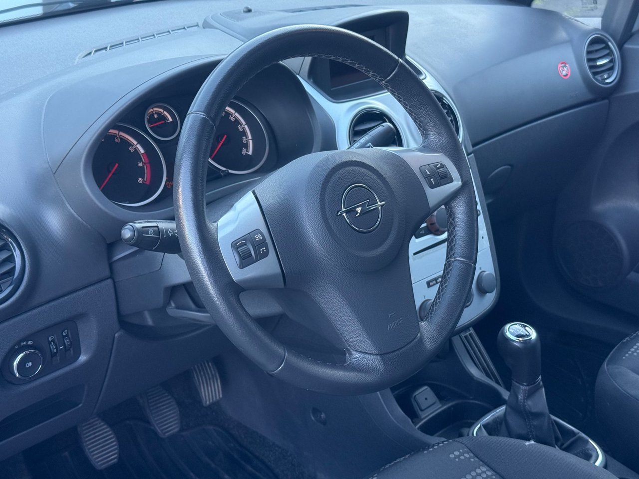 Opel Corsa 5-door 1.2 ecoFLEX Manual, 85hp, 2014