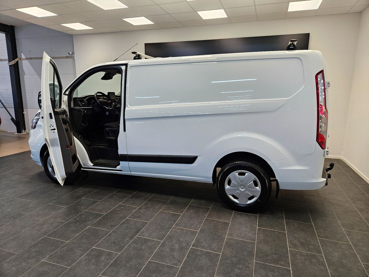 Ford Transit Custom 280 2.0 EcoBlue SelectShift, 130hp, 2021