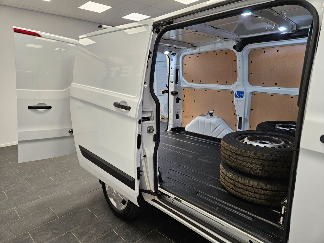 Ford Transit Custom 280 2.0 EcoBlue SelectShift, 130hp, 2021