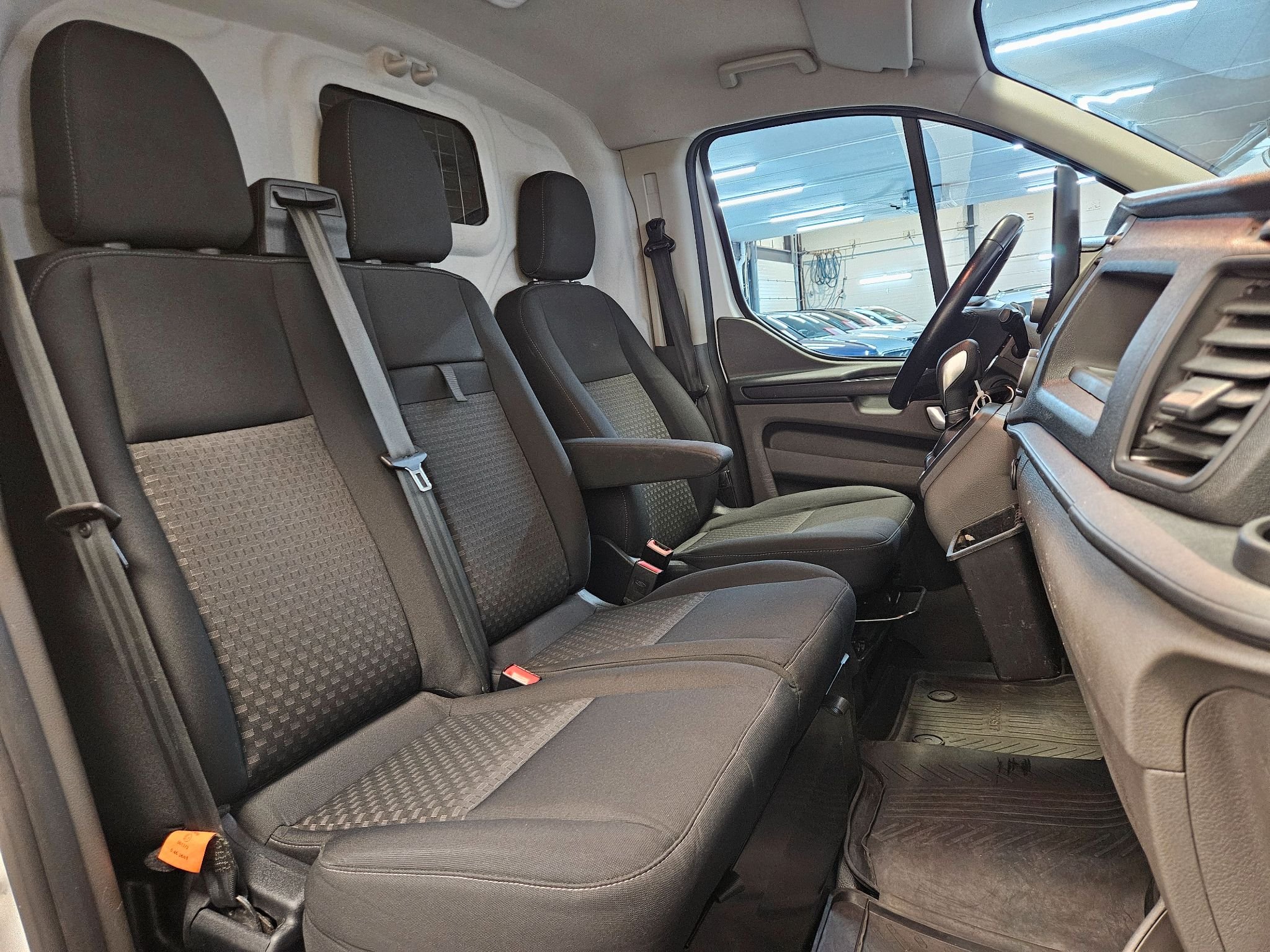 Ford Transit Custom 280 2.0 EcoBlue SelectShift, 130hp, 2021