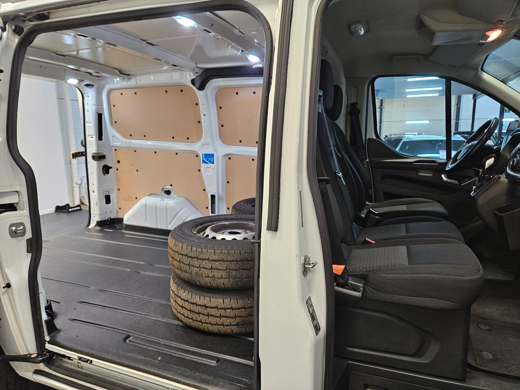 Ford Transit Custom 280 2.0 EcoBlue SelectShift, 130hp, 2021