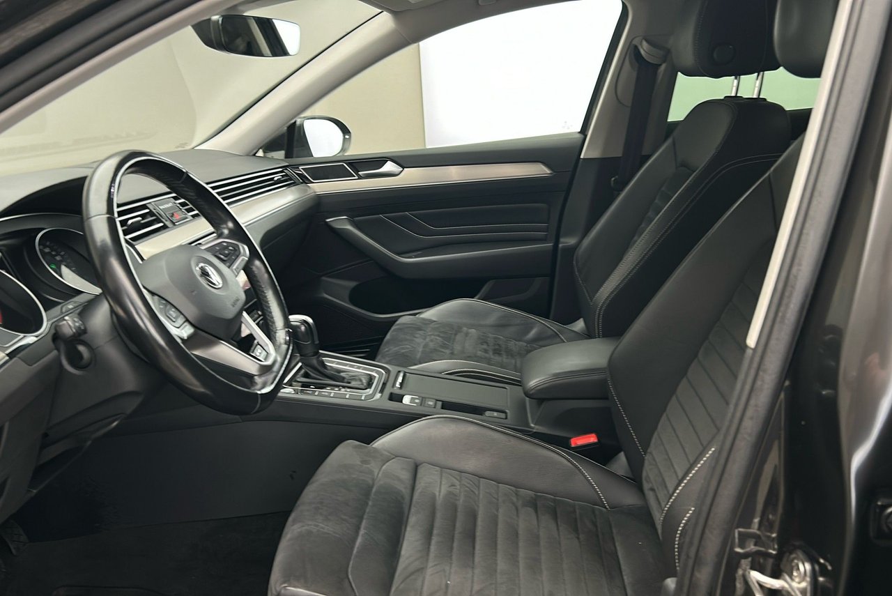 Volkswagen Passat Variant 2.0 TDI DPF SCR 4Motion DSG Sequential, 190hp, 2020