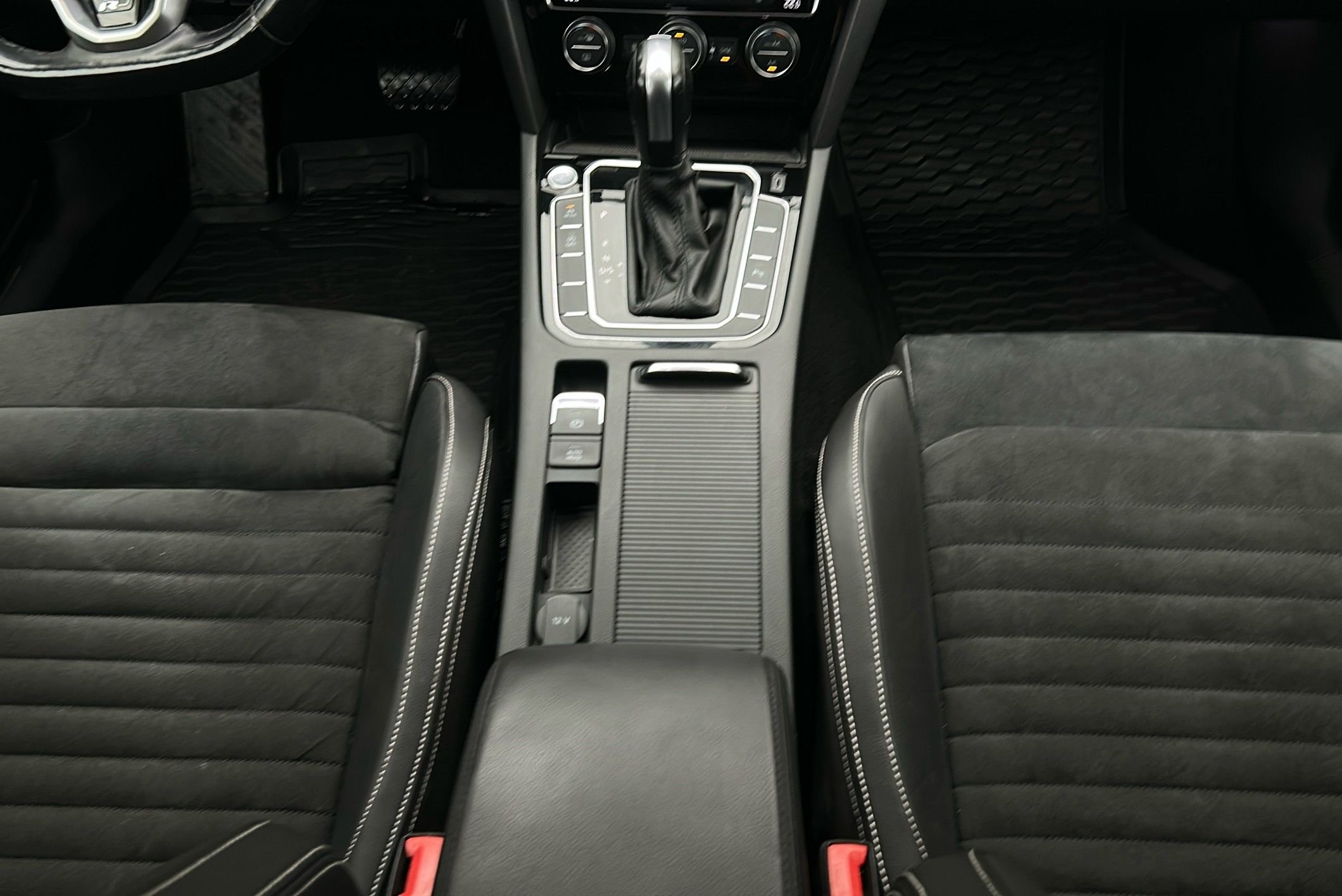 Volkswagen Passat Variant 2.0 TDI DPF SCR 4Motion DSG Sequential, 190hp, 2020