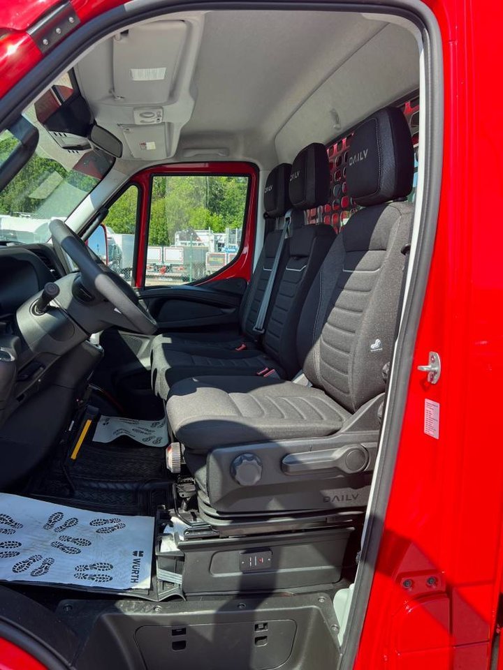 Iveco Daily 72-180 Chassis Cab 3.0 JTD Hi-Matic, 176hk, 2025