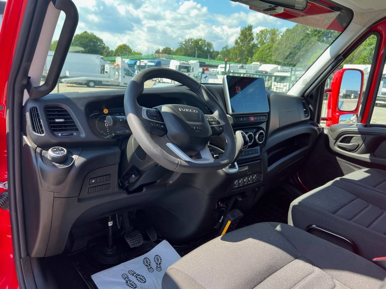 Iveco Daily 72-180 Chassis Cab 3.0 JTD Hi-Matic, 176hk, 2025