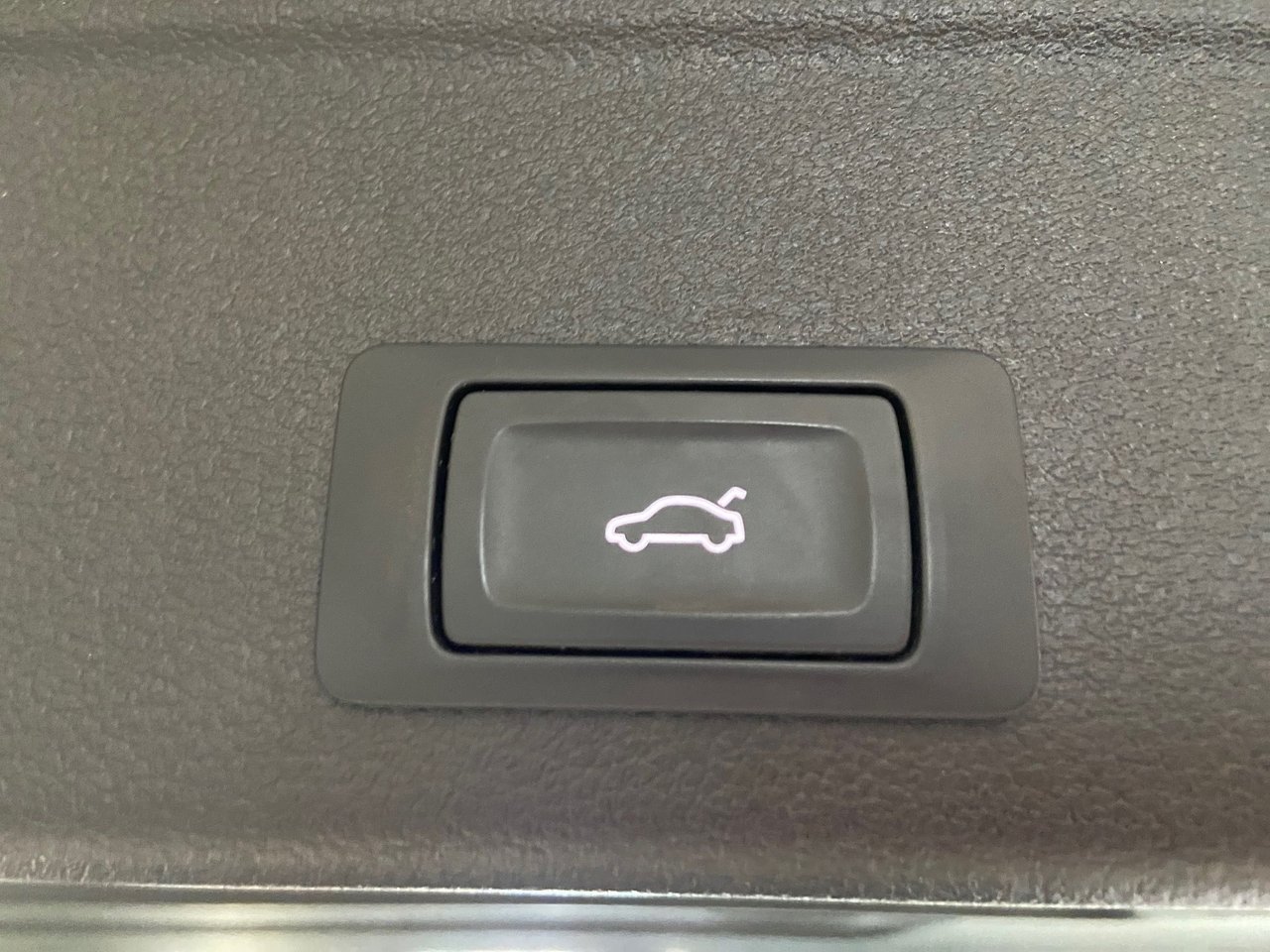 Audi A4 Avant 40 g-tron 2.0 TFSI CNG S Tronic, 170hp, 2022