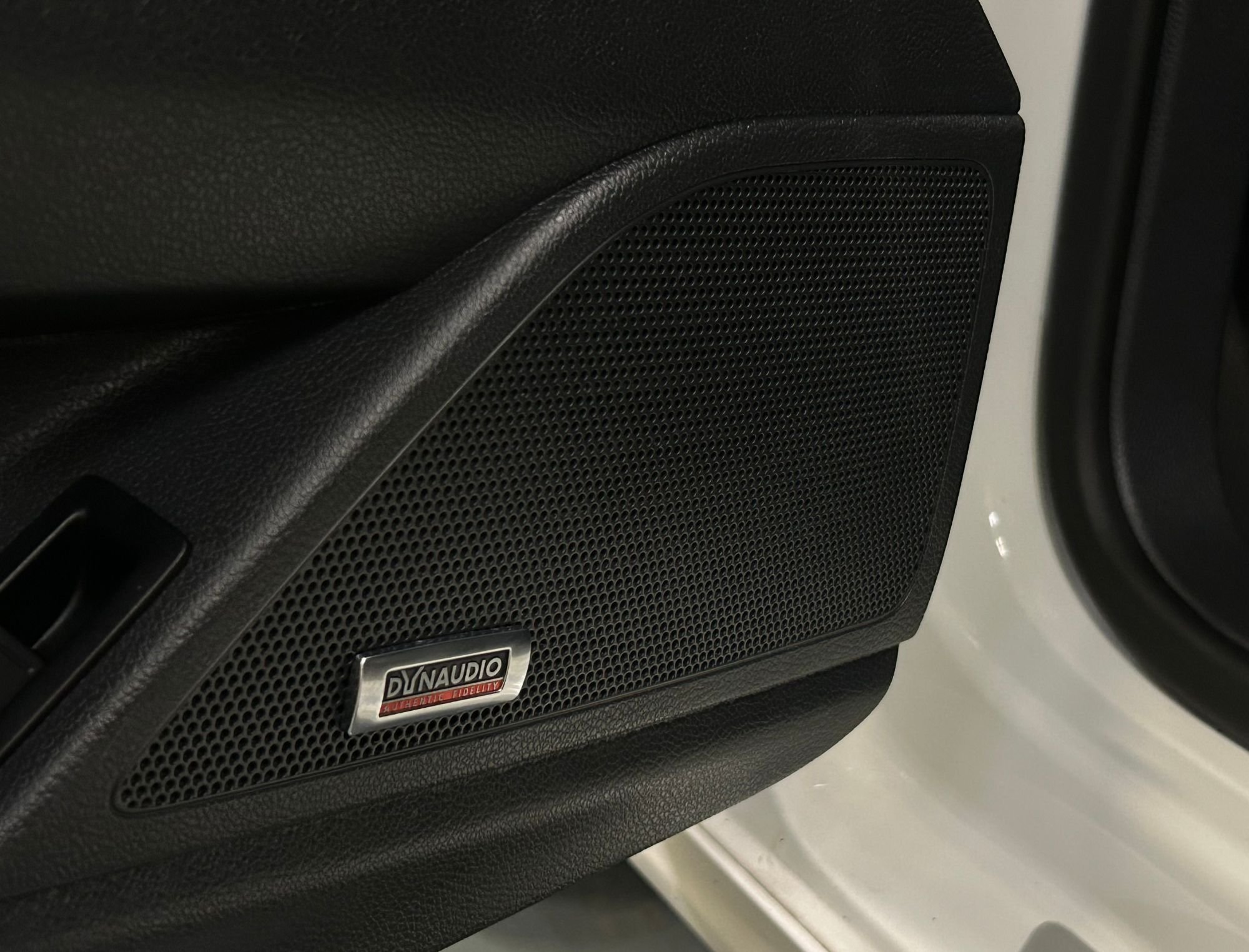 Volkswagen Scirocco 1.4 TSI Manual, 122hp, 2011