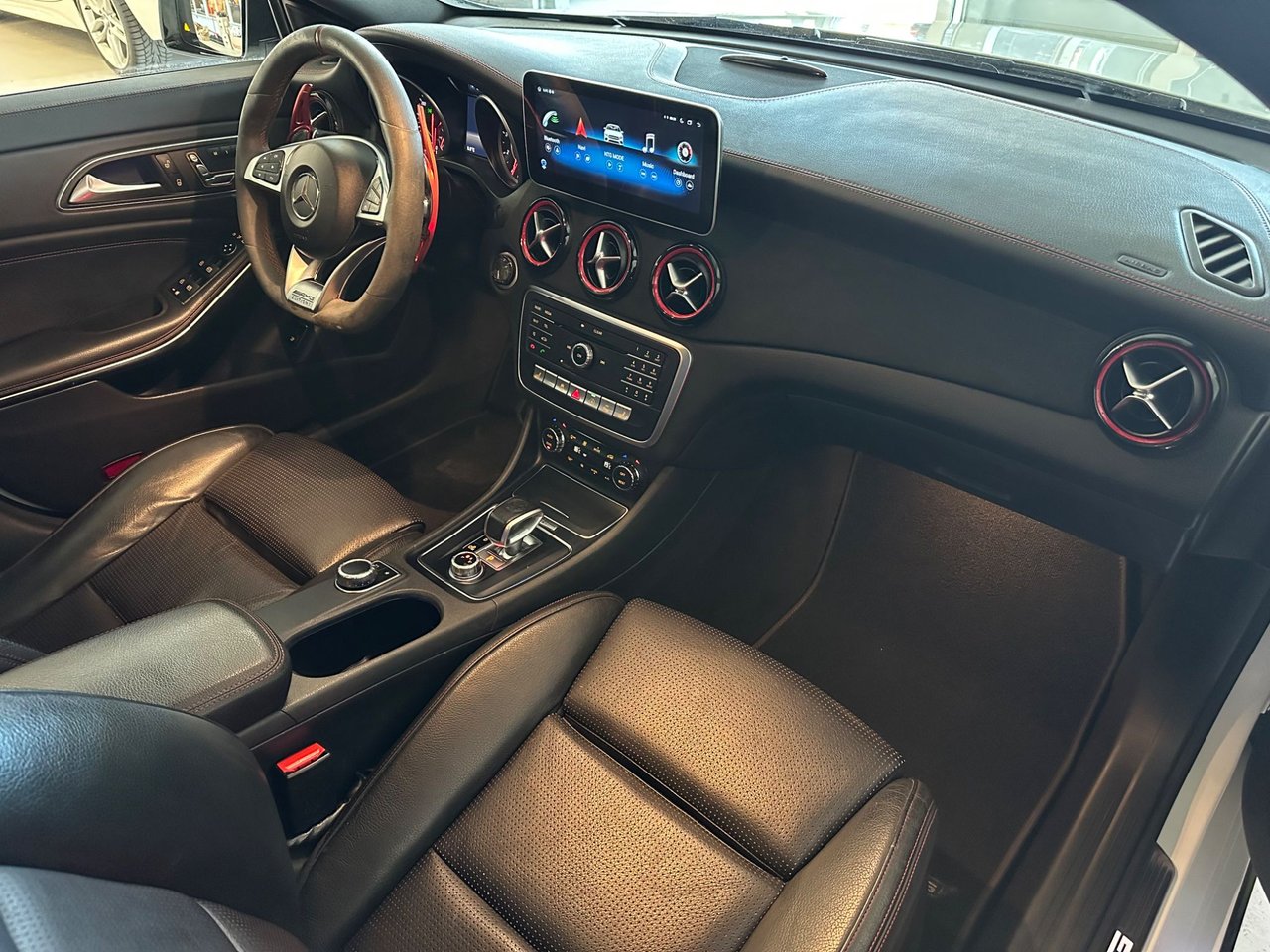 Mercedes-Benz AMG CLA 45 4MATIC Coupé , 381hk, 2018