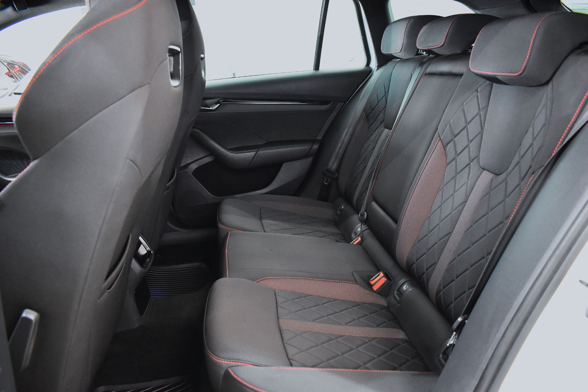 Škoda Octavia Combi 2.0 TDI 4x4 DSG Sequential, 200hp, 2022