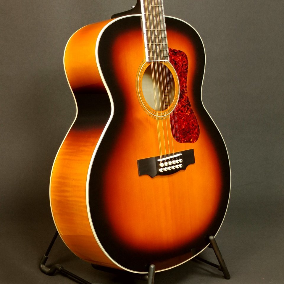Guild F-2512E Deluxe - Ny git...