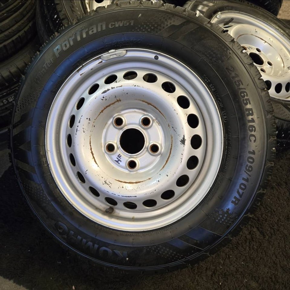 Kompletta vinterhjul Volkswag...