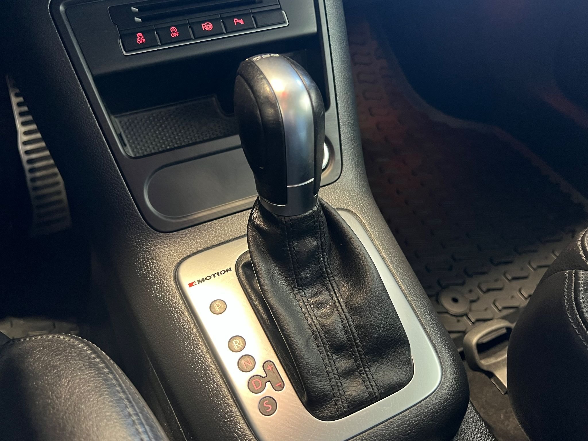 Volkswagen Tiguan 2.0 TDI DPF SCR BMT 4Motion DSG Sequential, 184hp, 2016