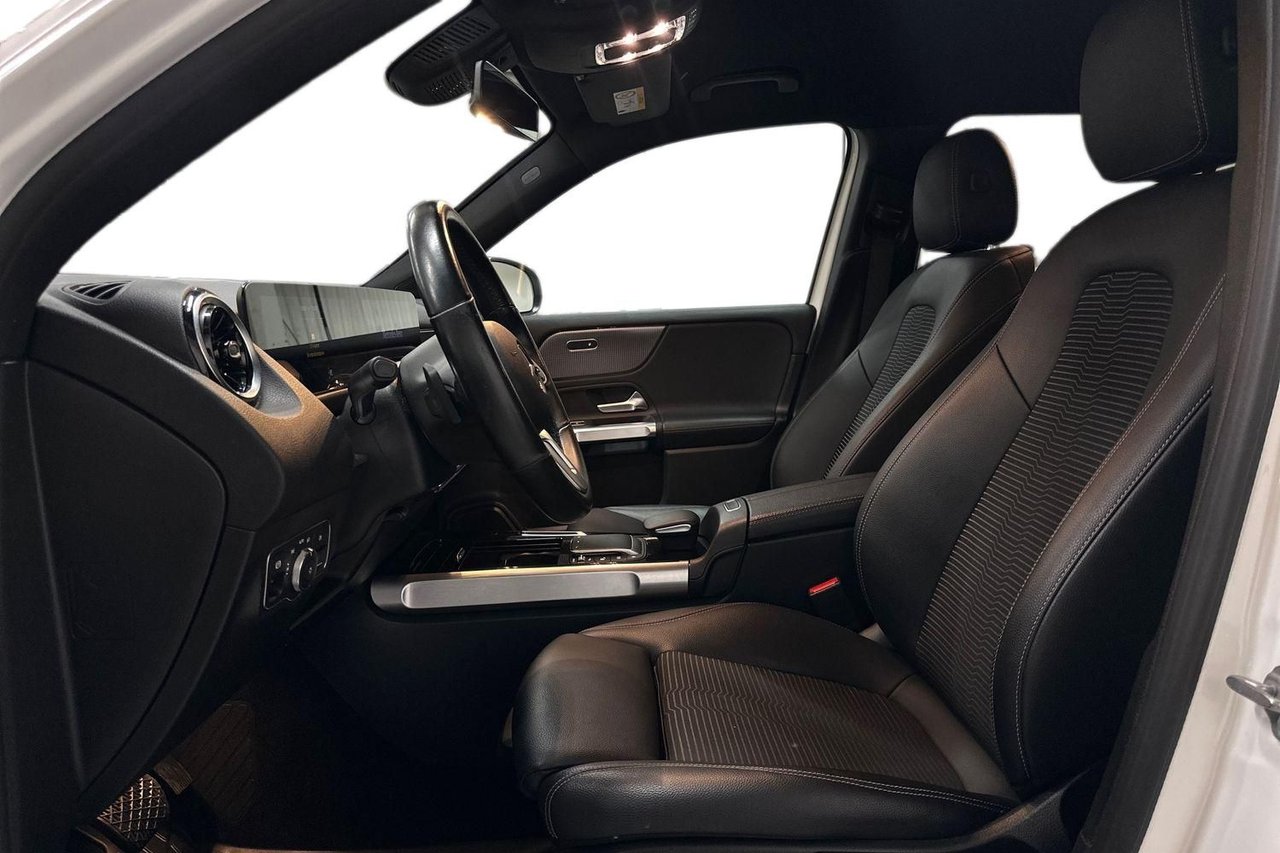 Mercedes-Benz GLB 200 7G-DCT, 163ps, 2021