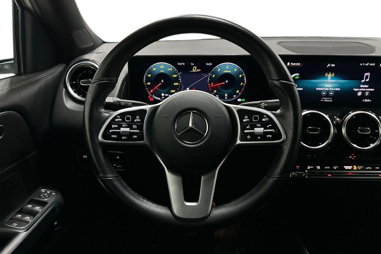 Mercedes-Benz GLB 200 7G-DCT, 163ps, 2021