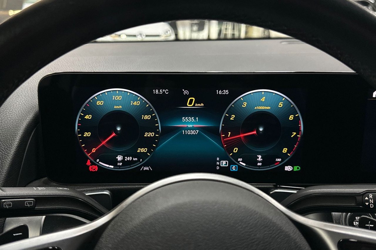 Mercedes-Benz GLB 200 7G-DCT, 163ps, 2021