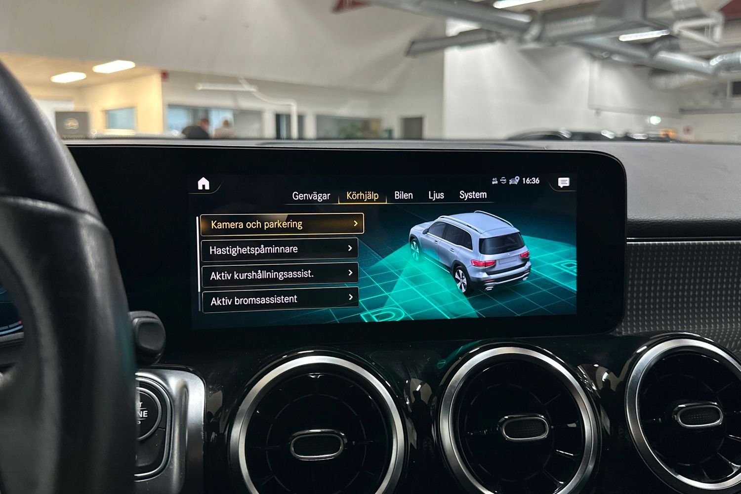 Mercedes-Benz GLB 200 7G-DCT, 163ps, 2021