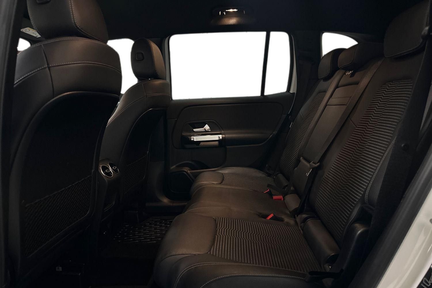 Mercedes-Benz GLB 200 7G-DCT, 163ps, 2021