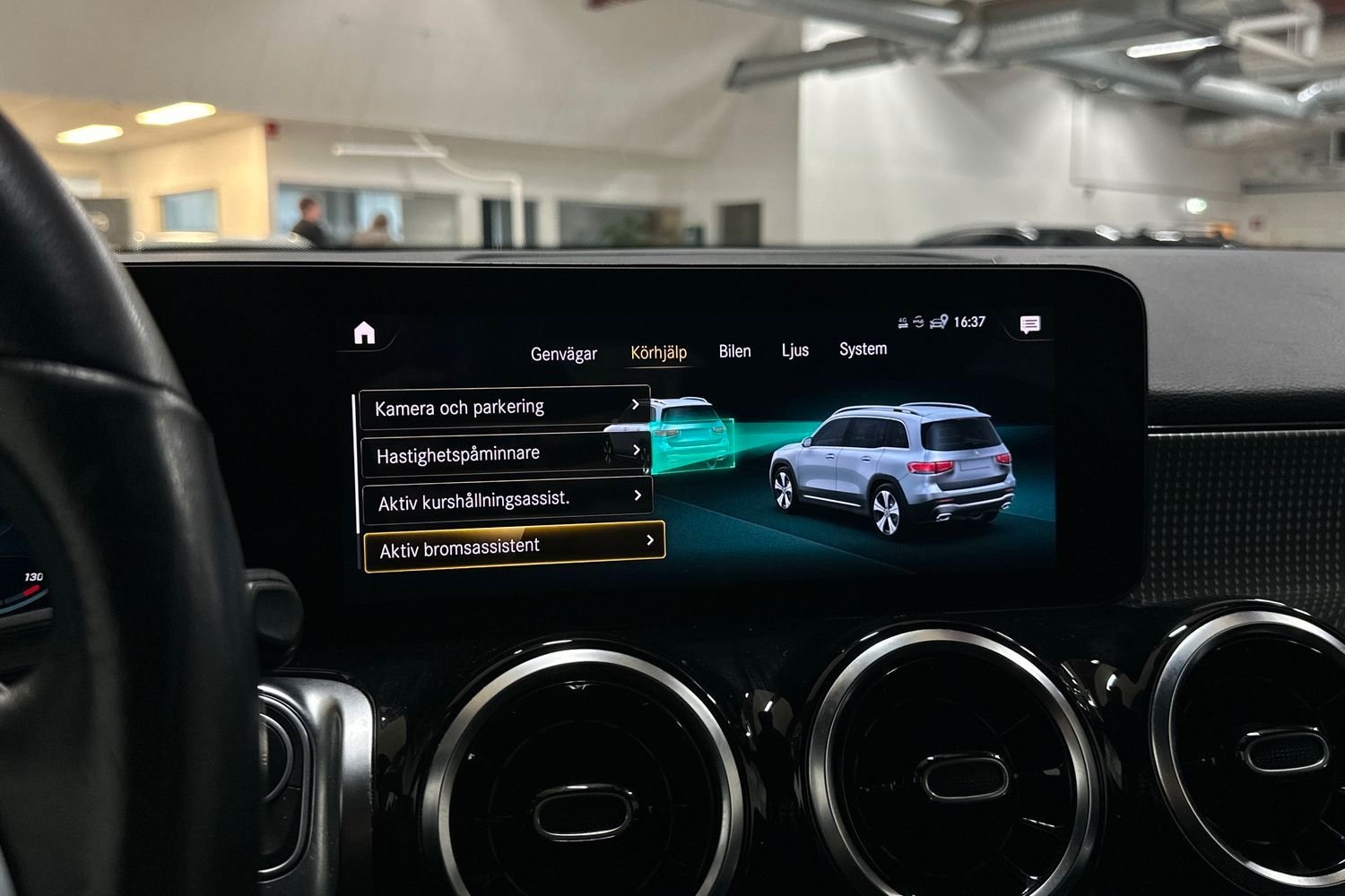 Mercedes-Benz GLB 200 7G-DCT, 163ps, 2021