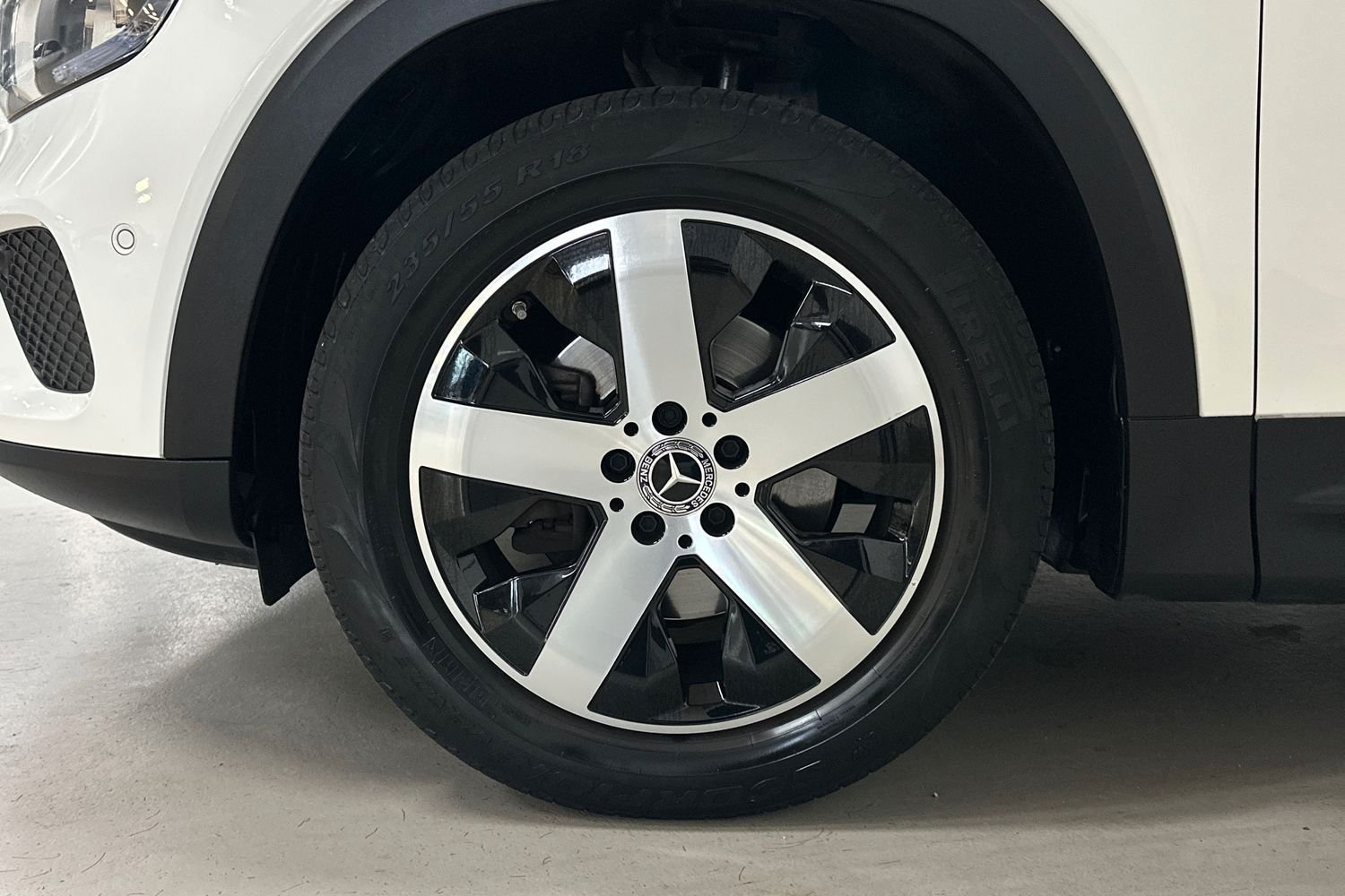 Mercedes-Benz GLB 200 7G-DCT, 163ps, 2021