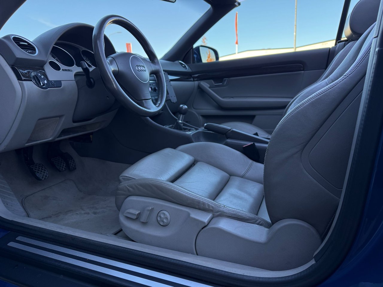 Audi A4 Cabriolet 2.4 V6 Manuell, 5-trinn, 170ps, 2003