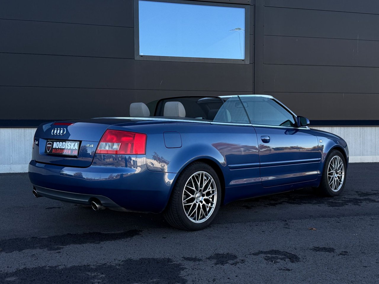 Audi A4 Cabriolet 2.4 V6 Manuell, 5-trinn, 170ps, 2003