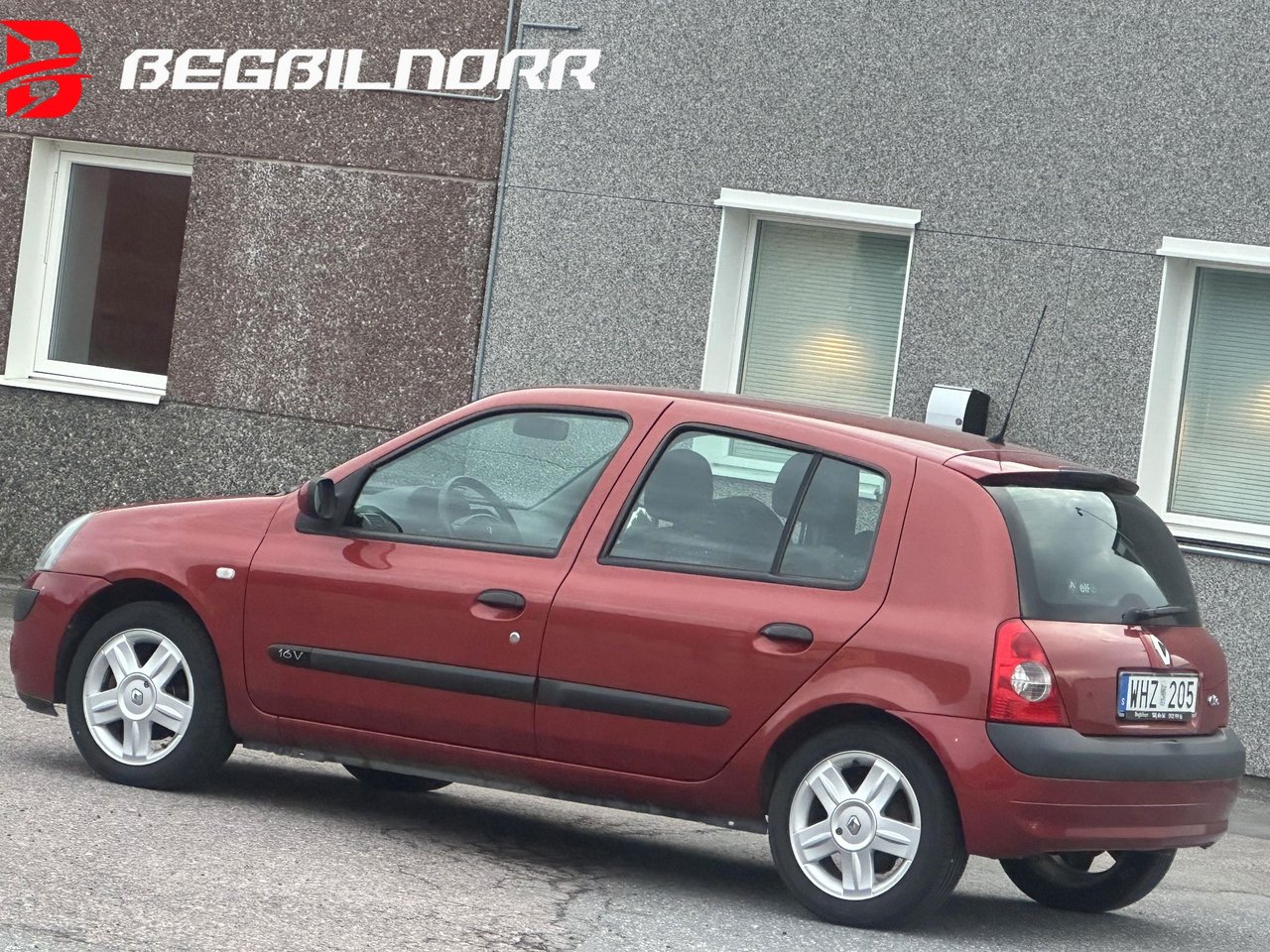 Renault Clio 5-door Hatchback 1.2 Manual, 75hp, 2005