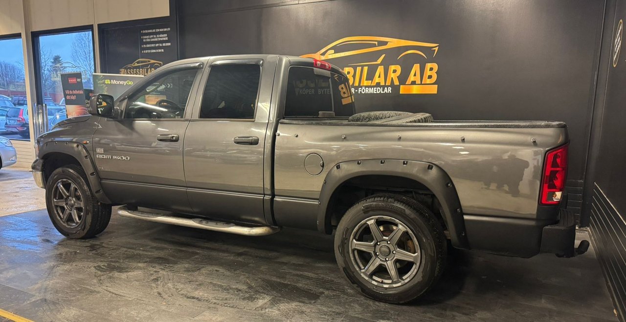 Dodge Ram 1500 Quad Cab 5.7 V8 HEMI 4x4 Automatisk, 349hk, 2004