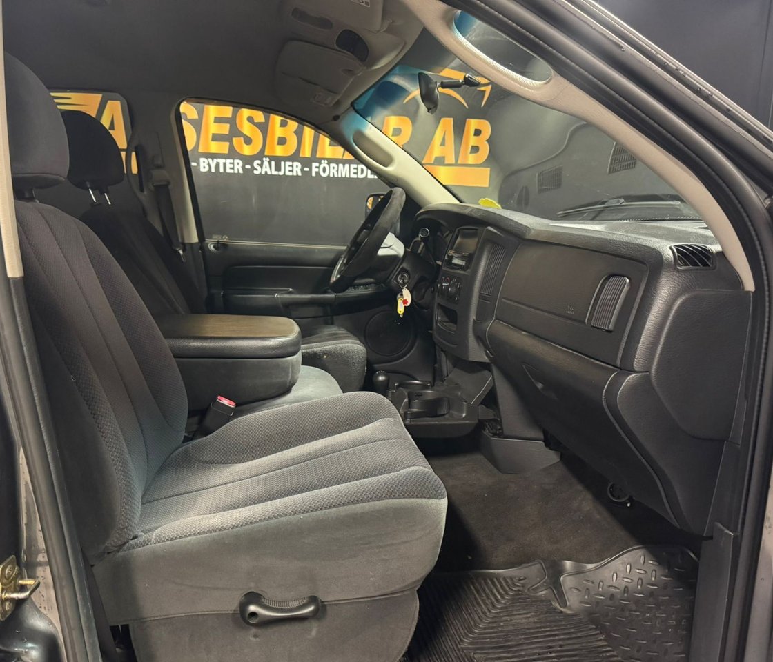 Dodge Ram 1500 Quad Cab 5.7 V8 HEMI 4x4 Automatisk, 349hk, 2004