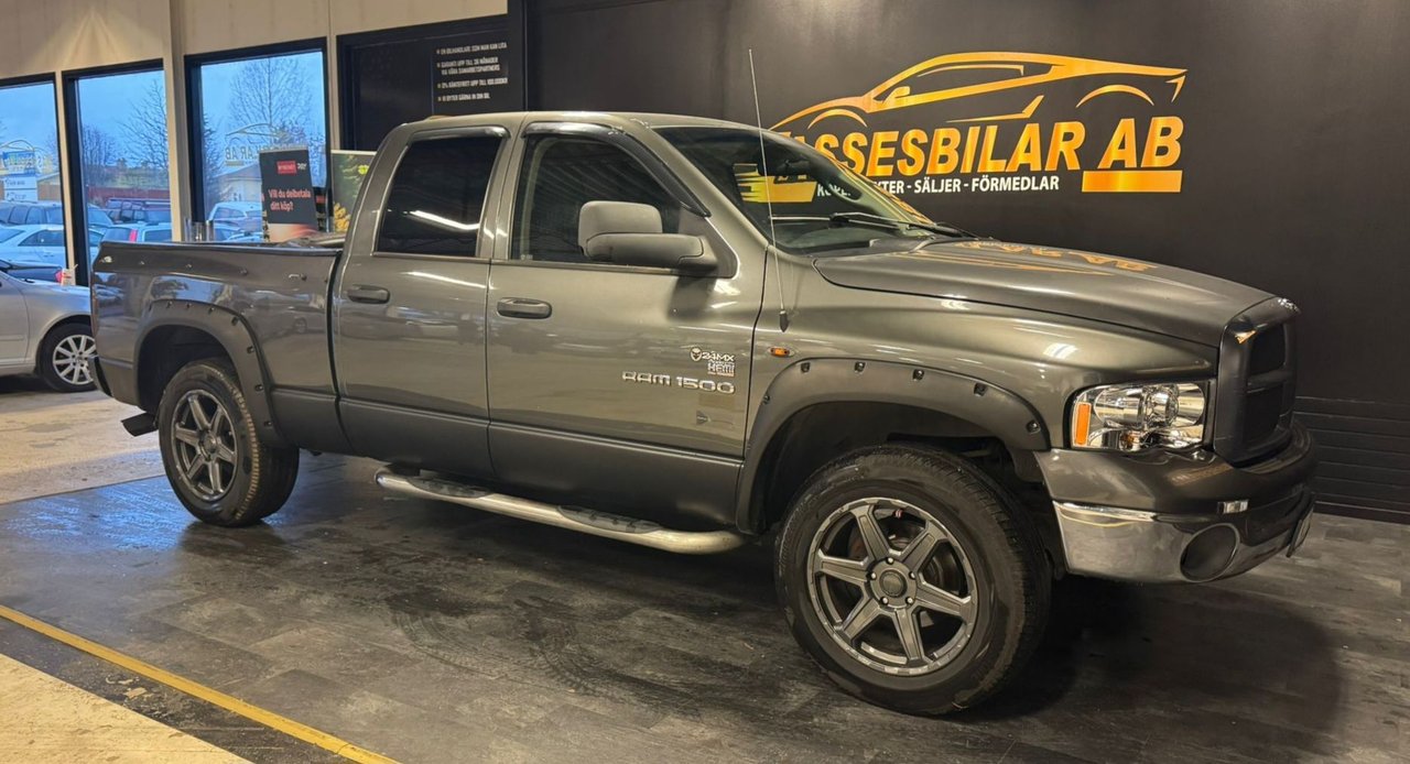 Dodge Ram 1500 Quad Cab 5.7 V8 HEMI 4x4 Automatisk, 349hk, 2004