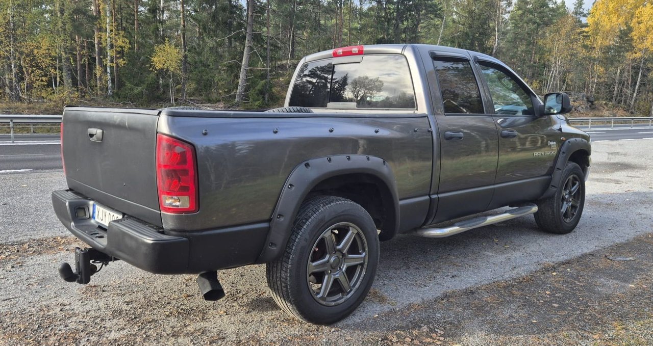 Dodge Ram 1500 Quad Cab 5.7 V8 HEMI 4x4 Automatisk, 349hk, 2004
