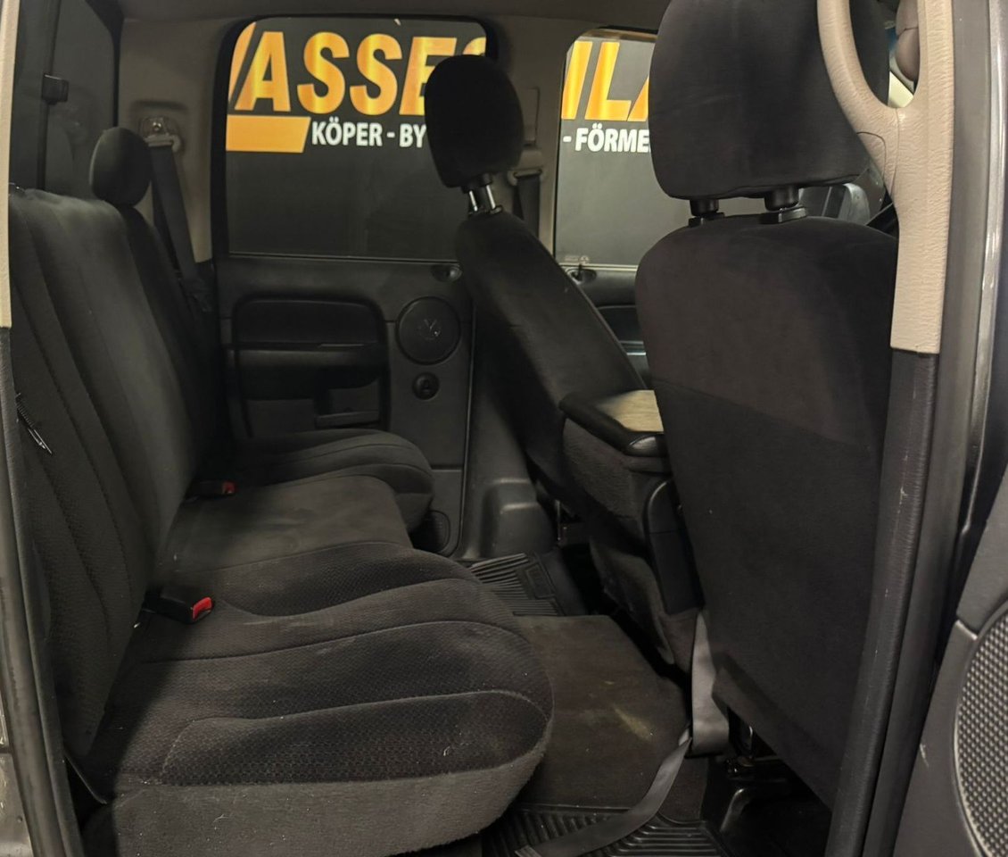 Dodge Ram 1500 Quad Cab 5.7 V8 HEMI 4x4 Automatisk, 349hk, 2004