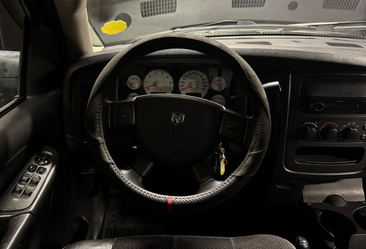 Dodge Ram 1500 Quad Cab 5.7 V8 HEMI 4x4 Automatisk, 349hk, 2004