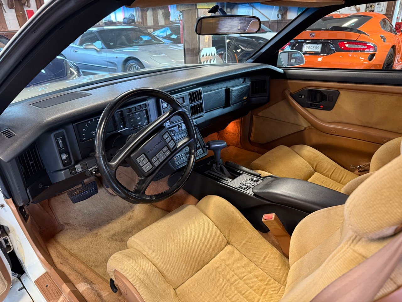 Pontiac Firebird 5.7 V8 Automatisk, 248hk, 1988