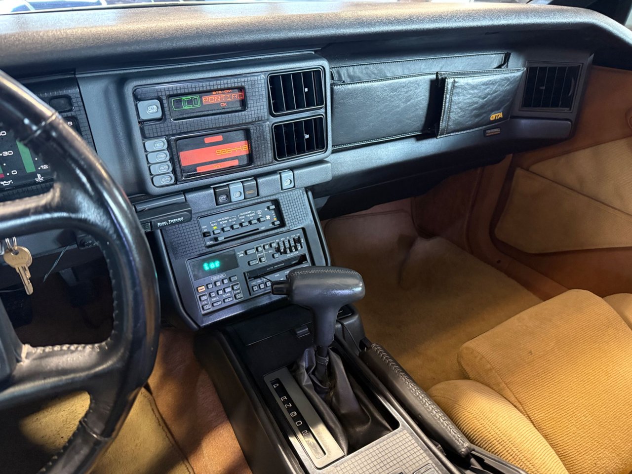 Pontiac Firebird 5.7 V8 Automatisk, 248hk, 1988