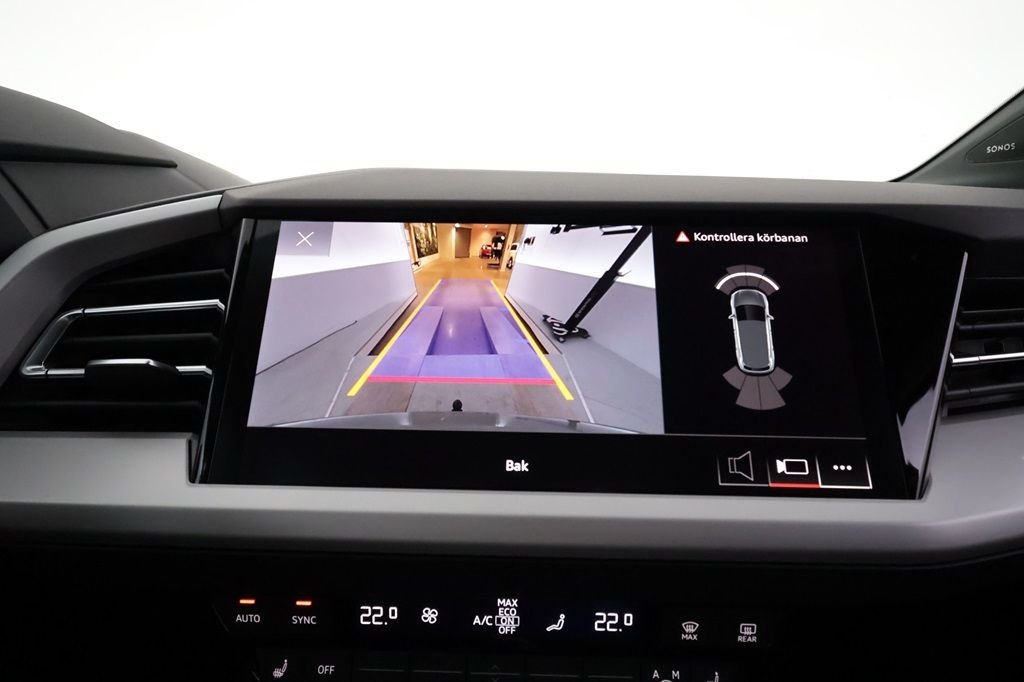 Audi Q4 45 e-tron quattro, 286hk, 2024